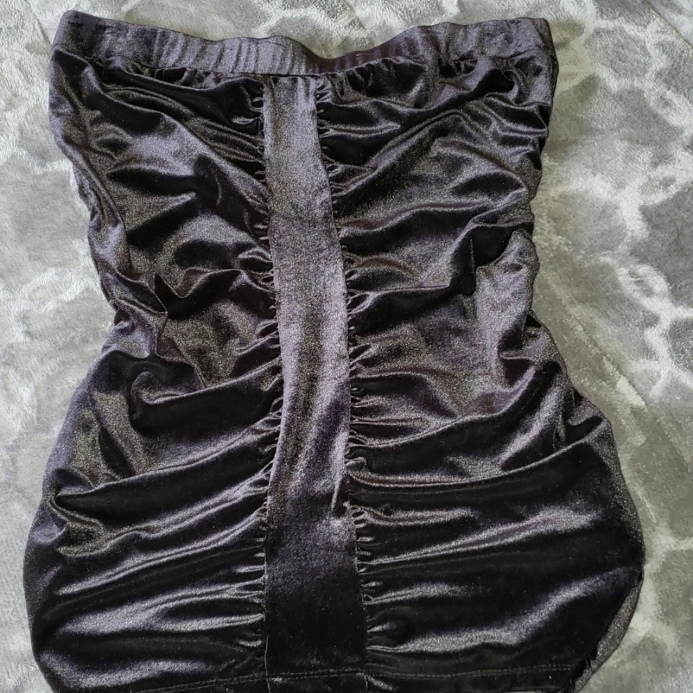 Torrid Velvet Ruched Tube Top - Picture 3 of 6